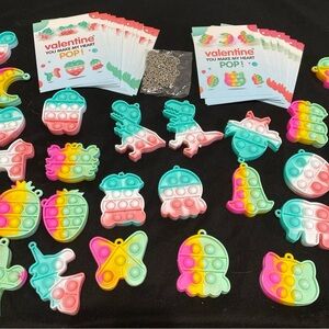 Valentine’s Day cards and Pop It Fidget Toys key chain Set 96 pieces